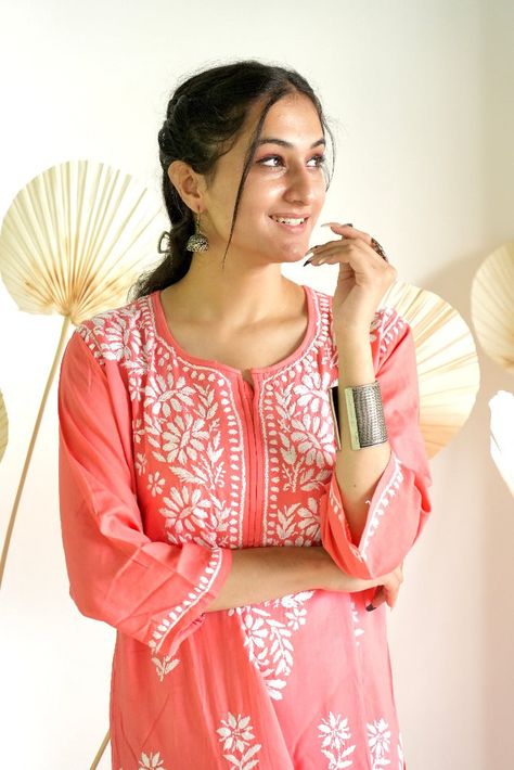 PRICE @ 699