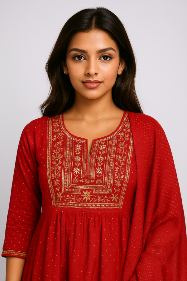 Elegant Red Naira set with Golden Thread Embroidery and Matching Dupatta